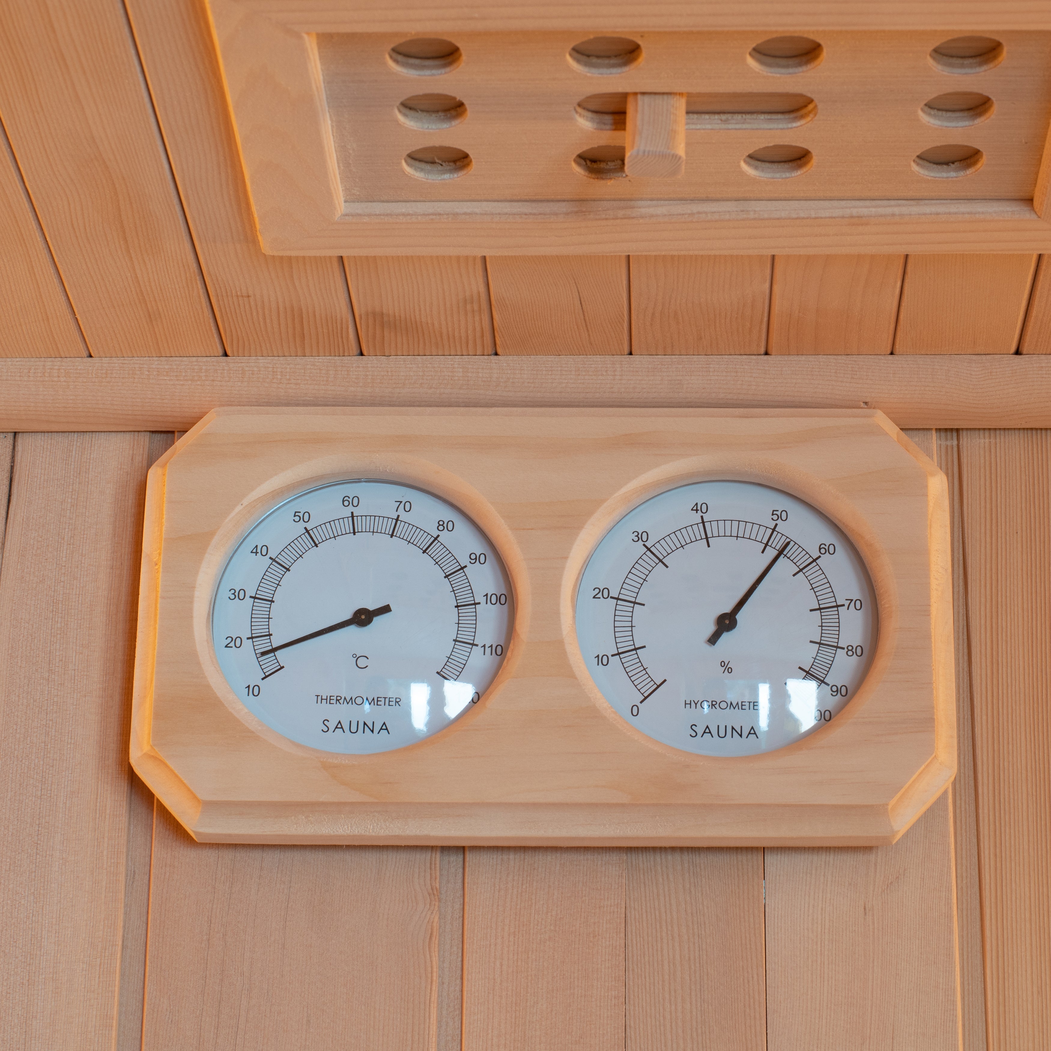 Durasage 4-Person Outdoor Barrel Traditional Steam Sauna with Shingled Roof, Glass Door and 6kW Wet or Dry Harvia Heater and Lava Rocks