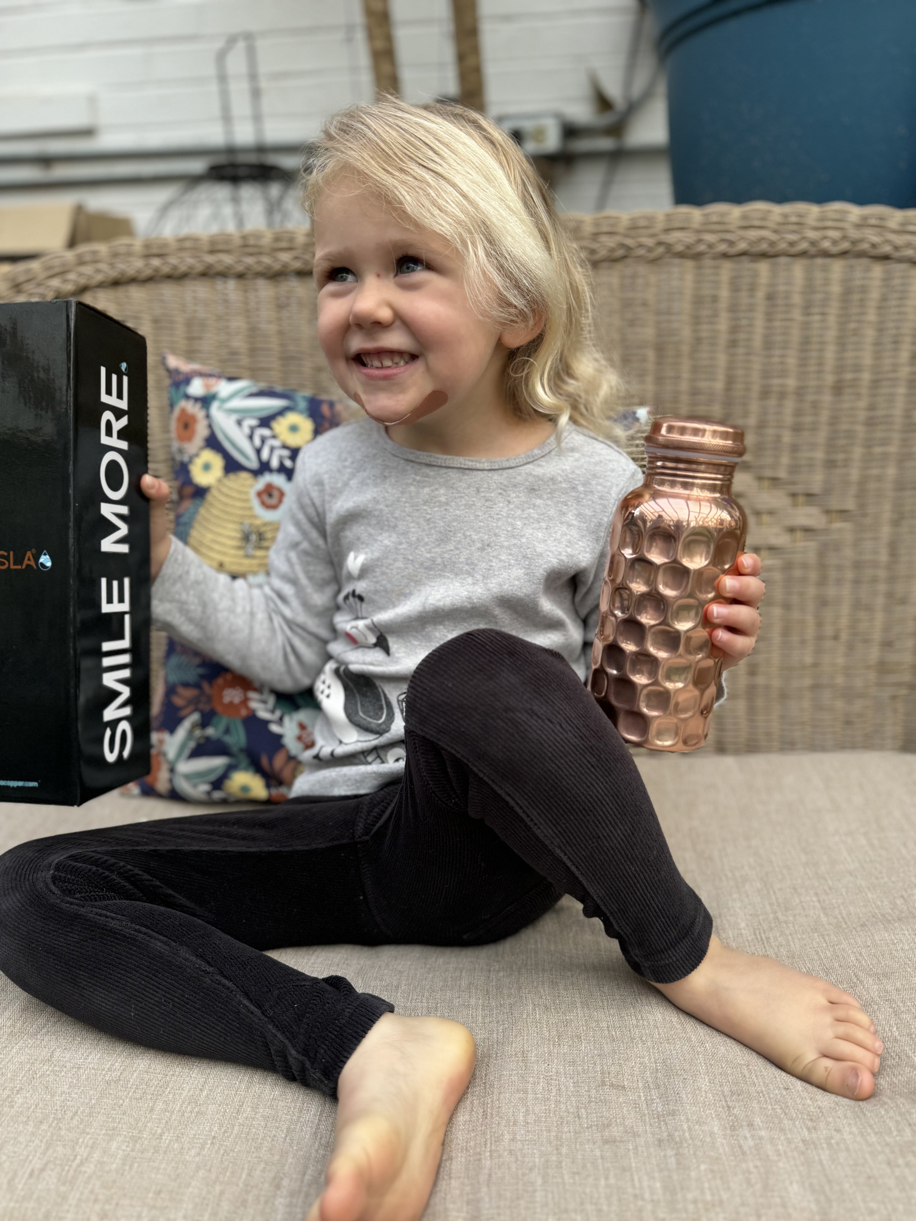 Kids Size Diamond Vesla (17 oz)