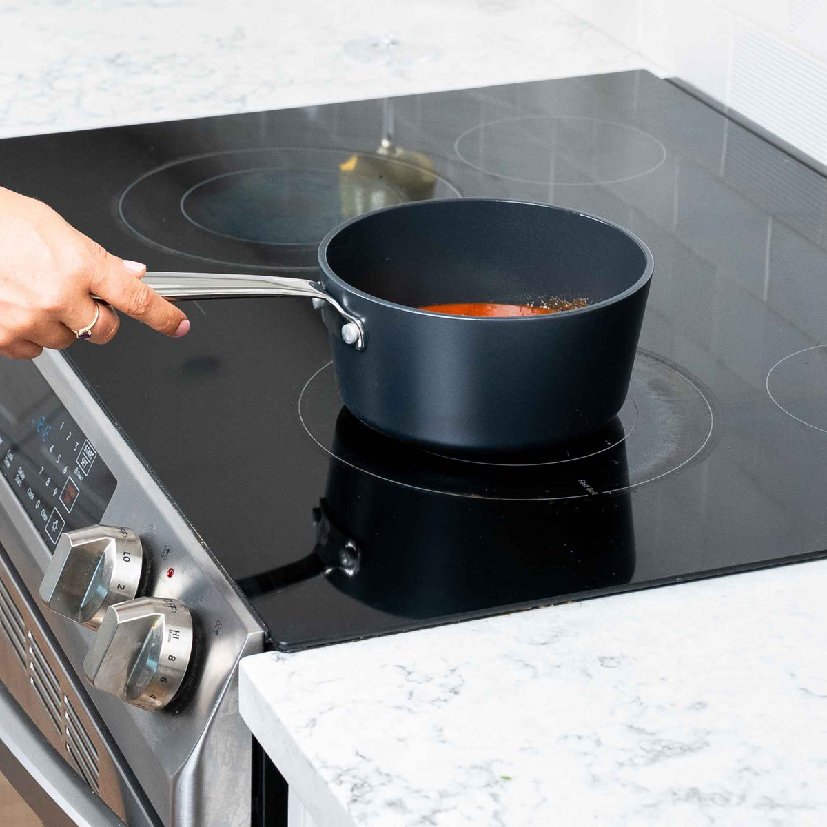 Ceramic Nonstick Saucepan with Lid, 2-Qt