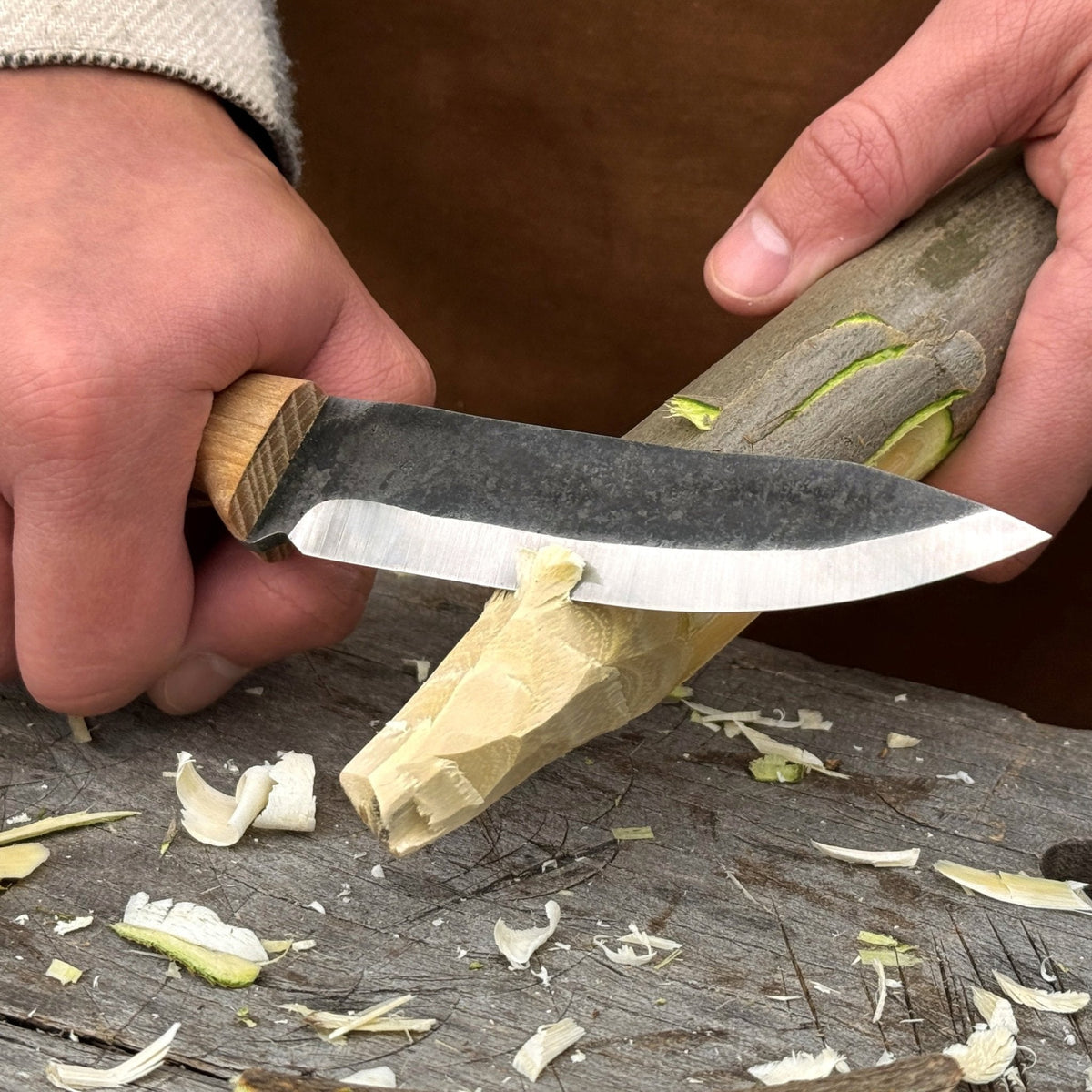 Hand-Forged Bushcraft Knife, 10 cm (3.9 in) Blade with Leather Sheath