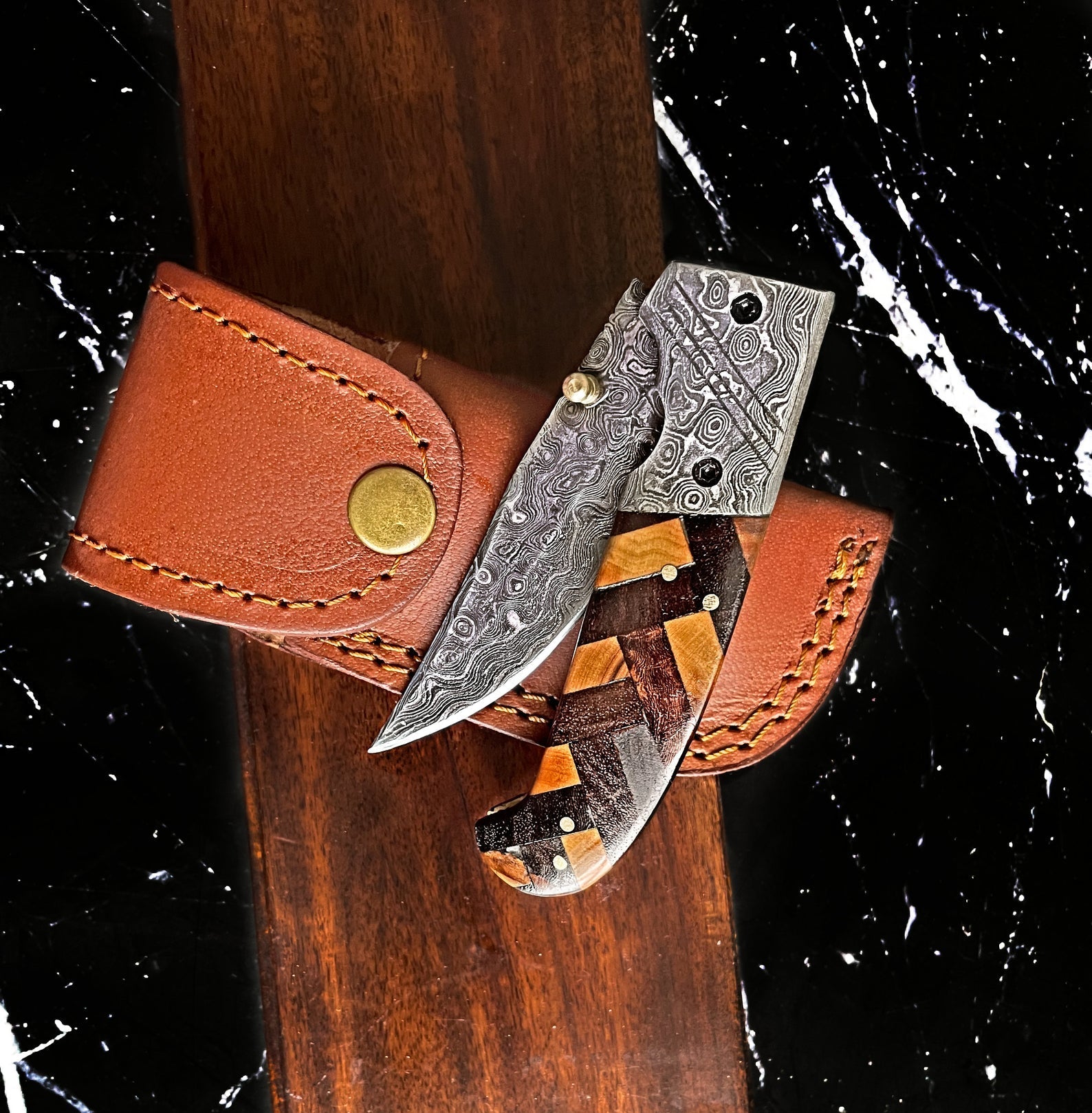 Custom Checkered Titan classico - Raindrop Damascus folding blade/ EDC/ Checkered (Walnut & Olive) TF-001Y