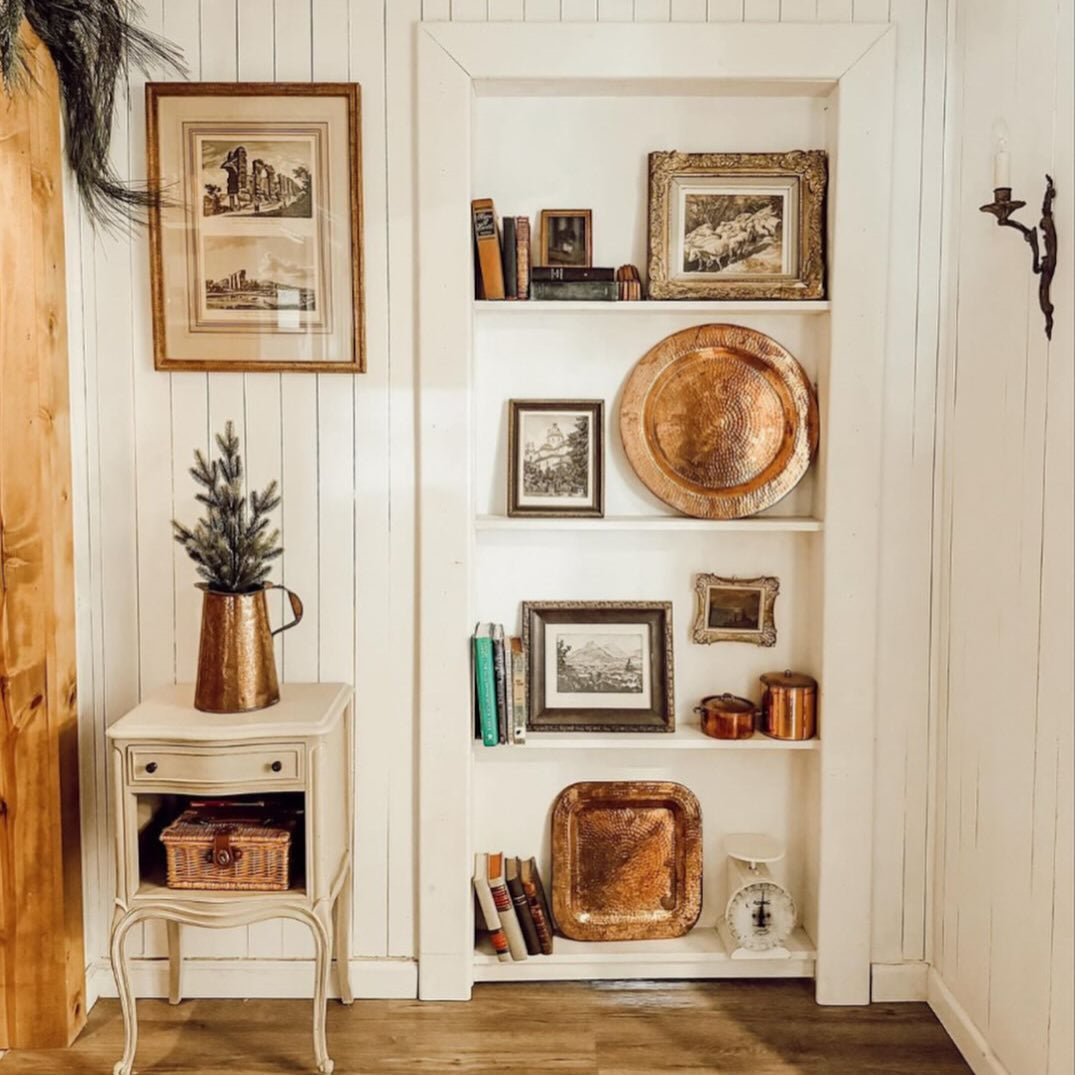 Thessaly 13 Charger Plates