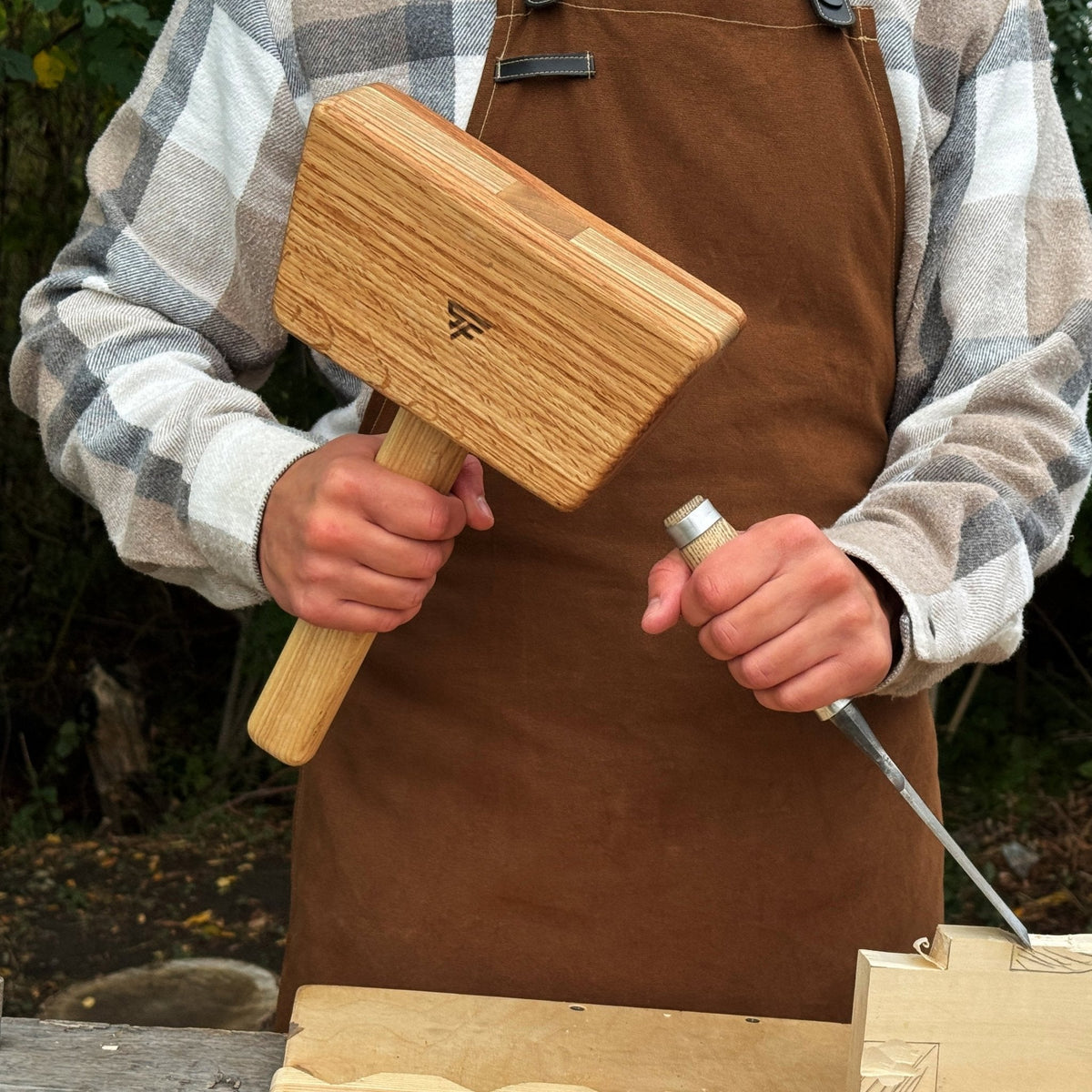 Quiet 35 oz Wooden Mallet (Mallet Tool)