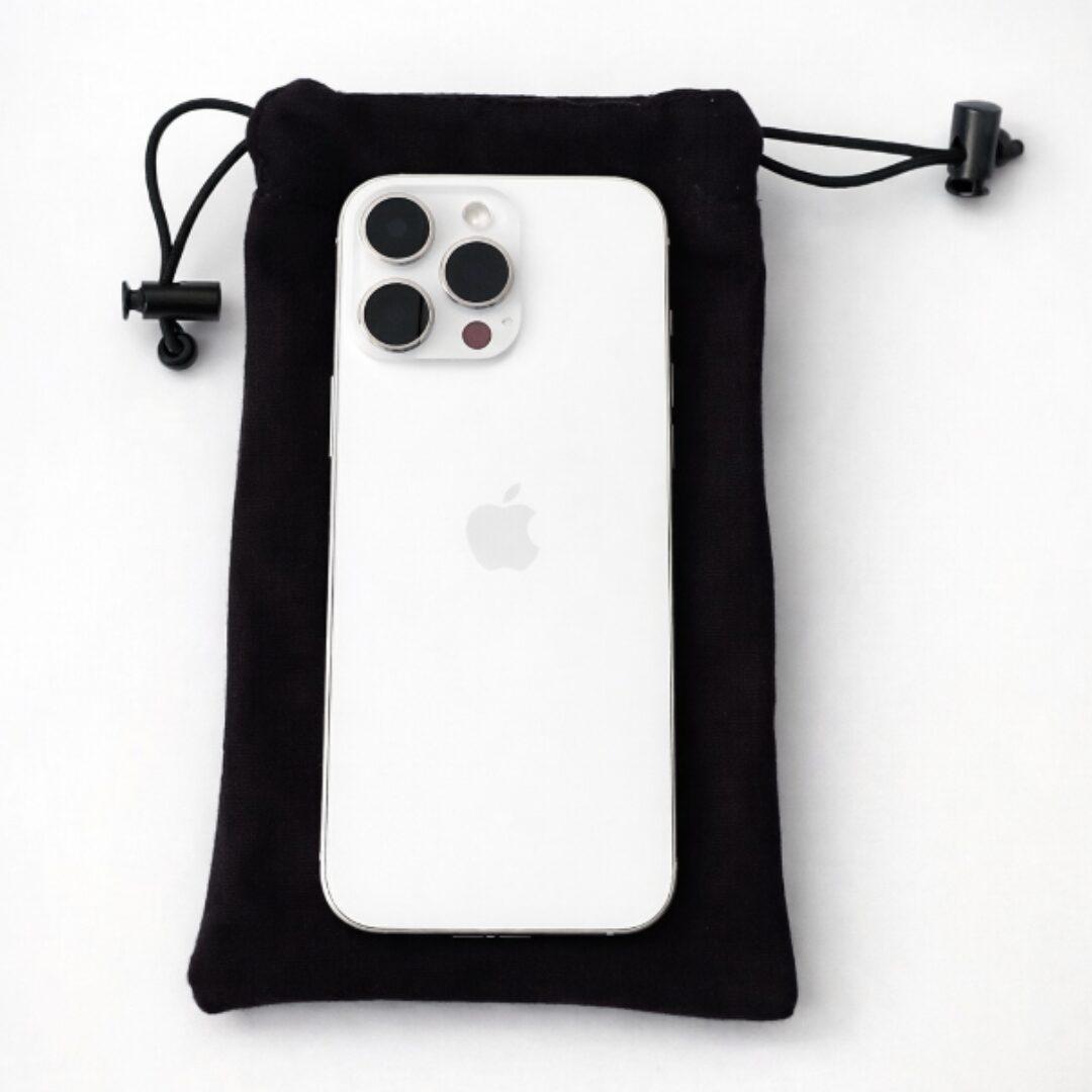 Directional EMF Phone Pocket