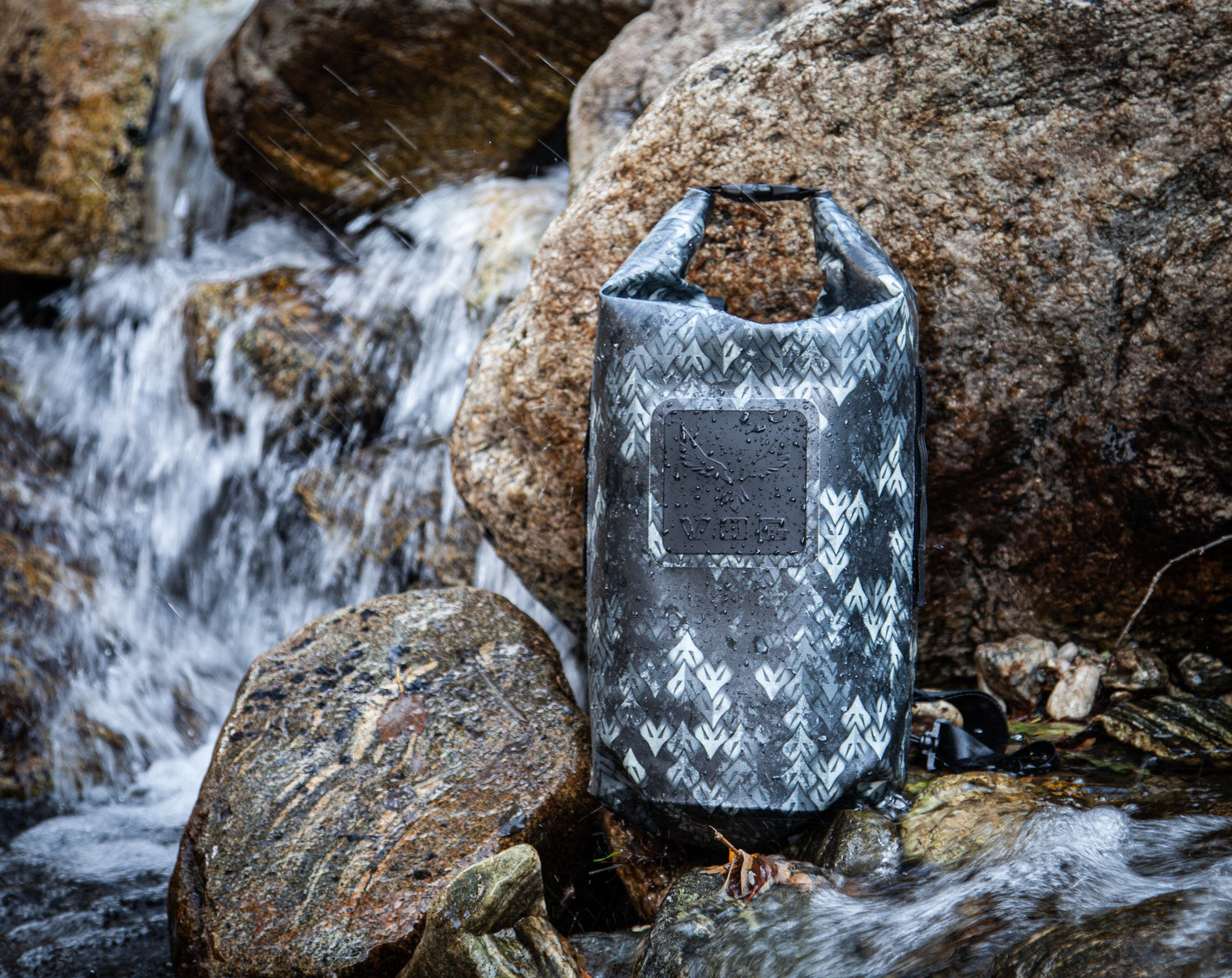 Rockagator VIRTUS Tactical Camo Print TPU 25-Liter Dry Bag Backpack
