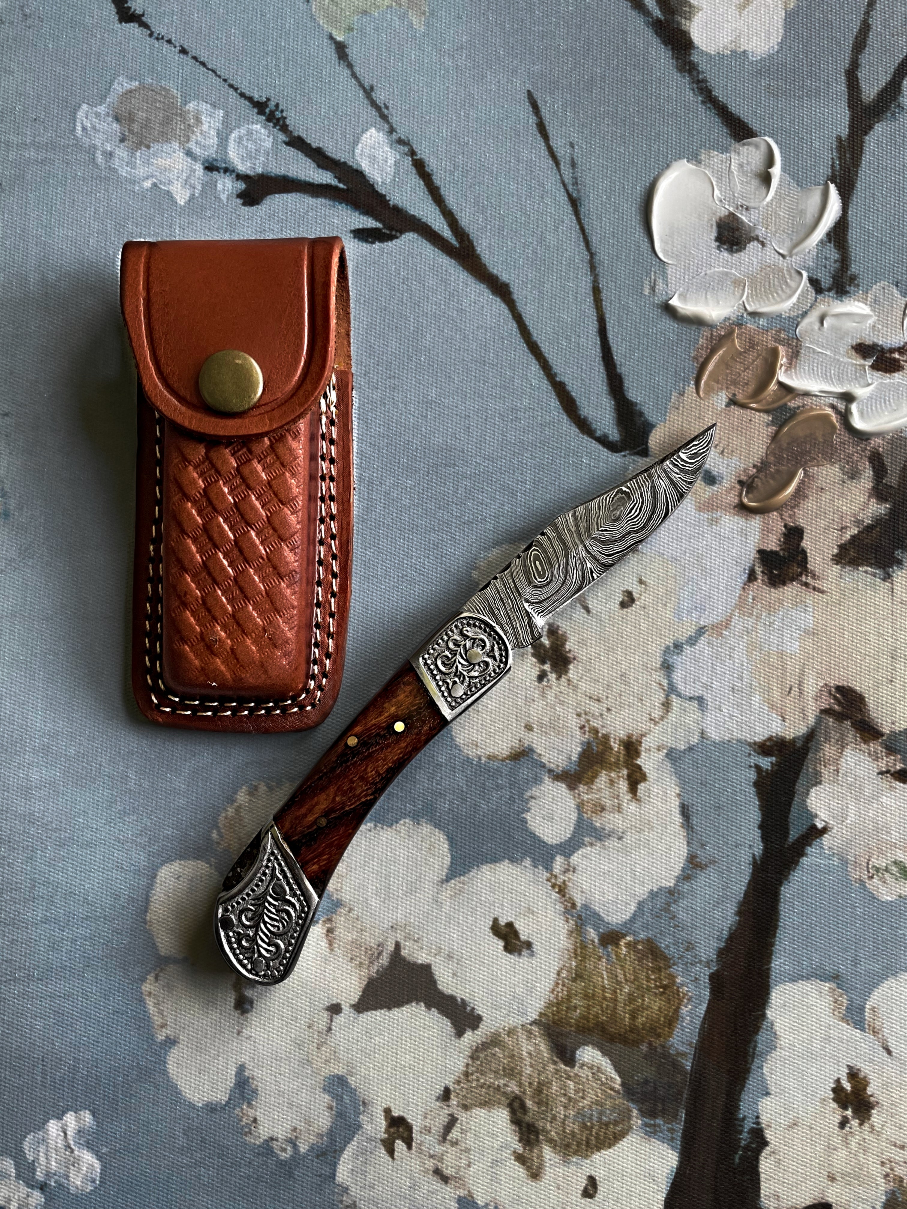 POCKET KNIFE WALNUT WOOD 6.5&