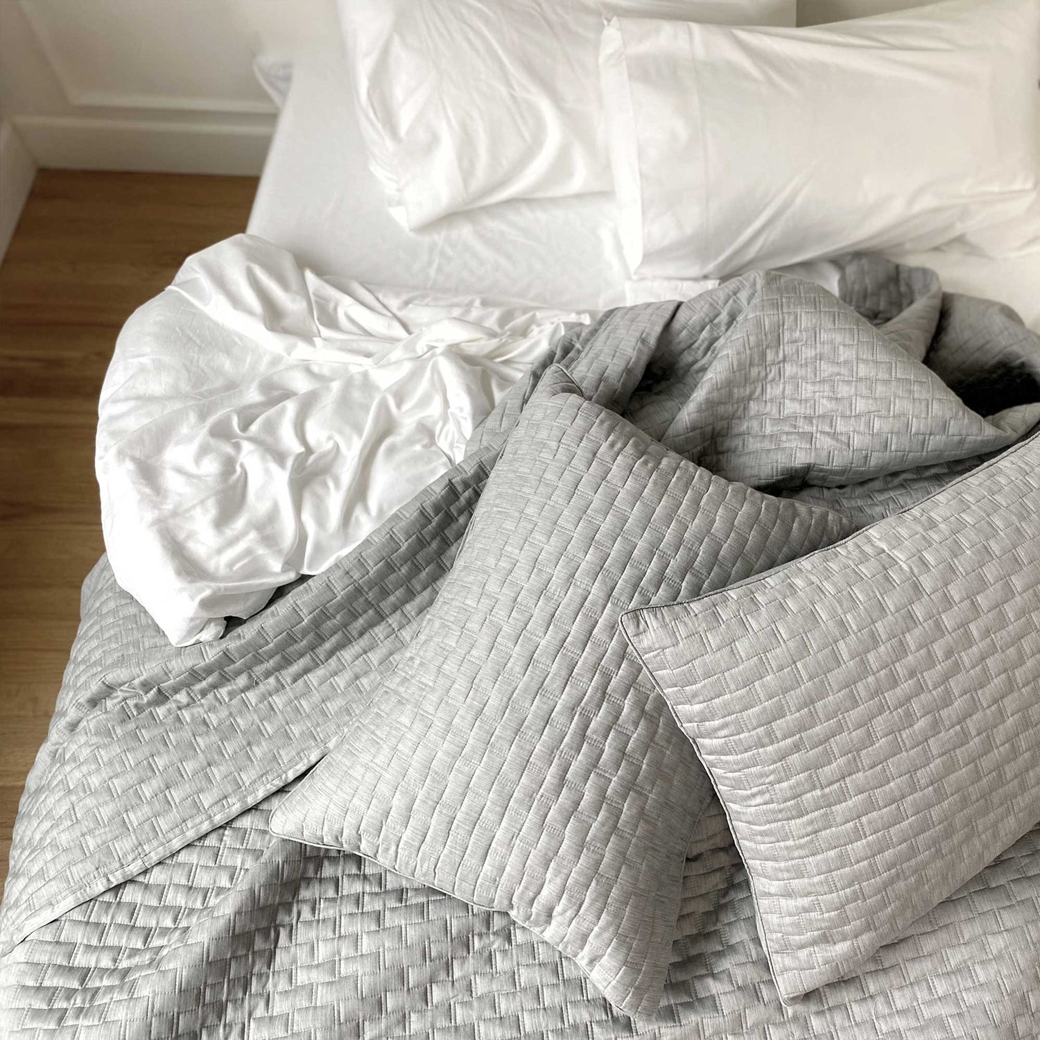 Bamboo Cotton Quilted Coverlet - Silver