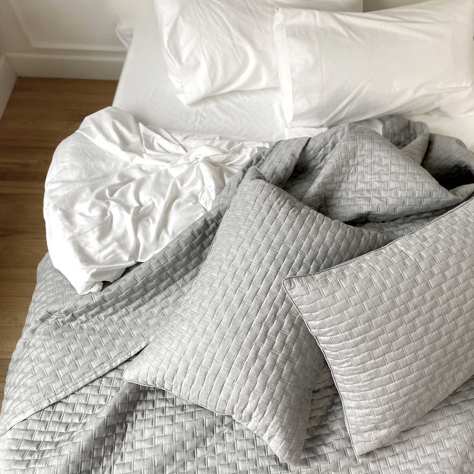 Bamboo Cotton Quilted Coverlet - Silver