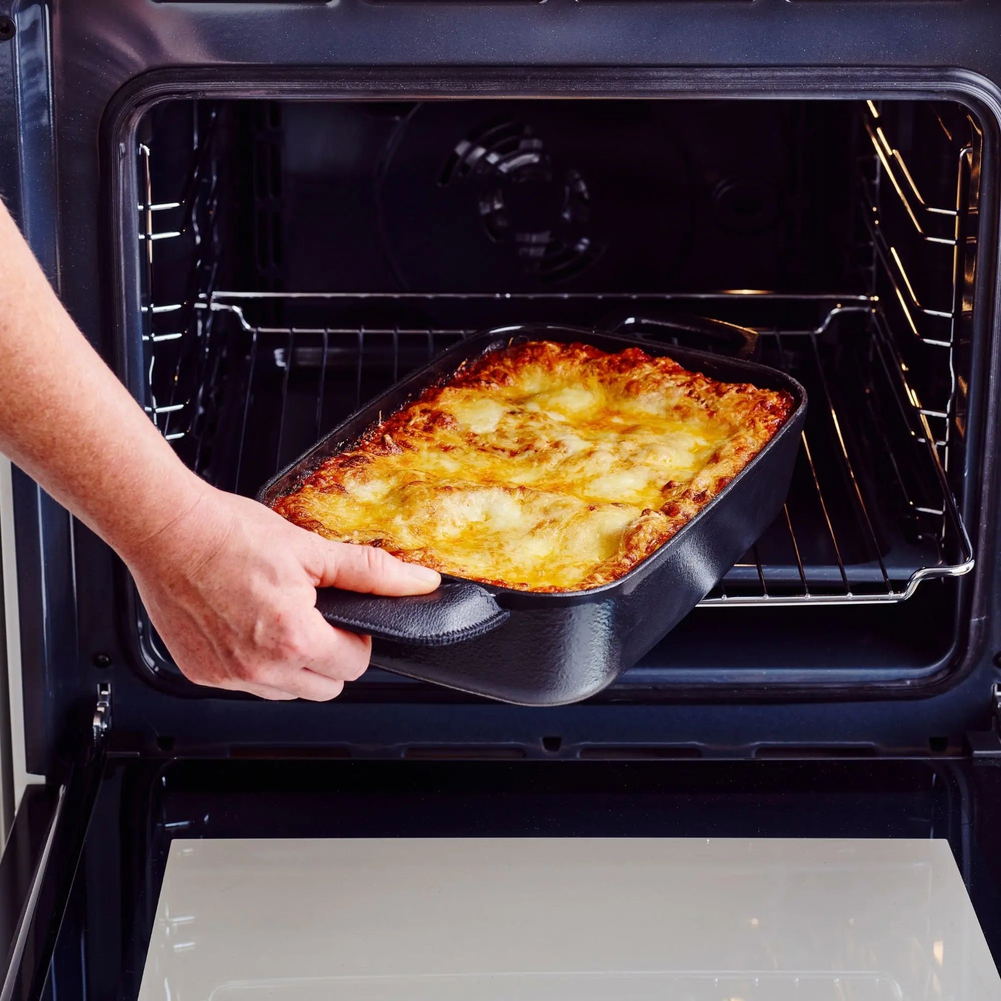 Roasting Pan — 12x8”