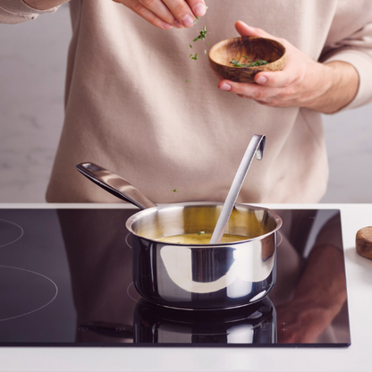 Maestro 1.7 Qt. Saucepan with Lid