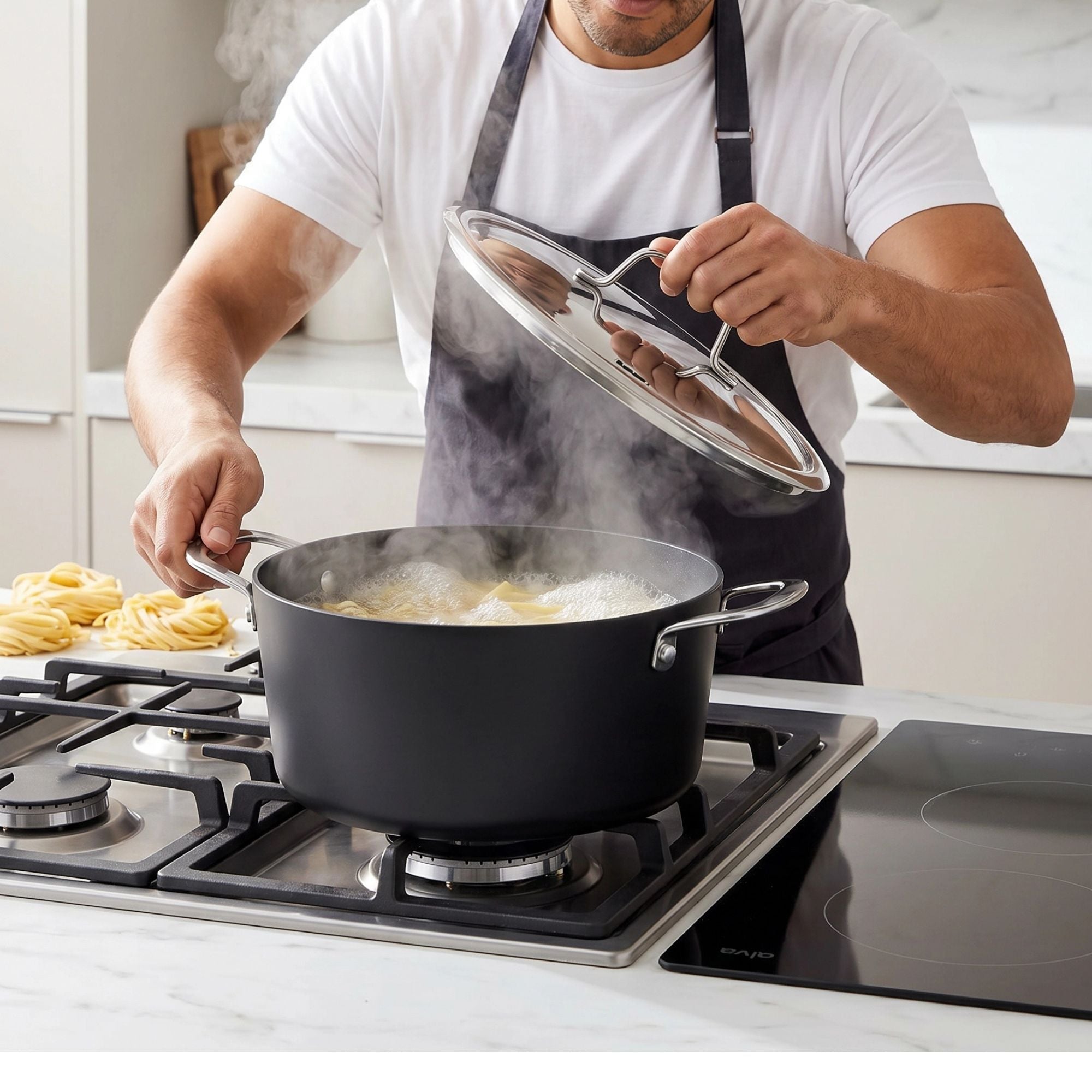 Ceramic Nonstick Stock Pot with Lid, 4.5-Qt