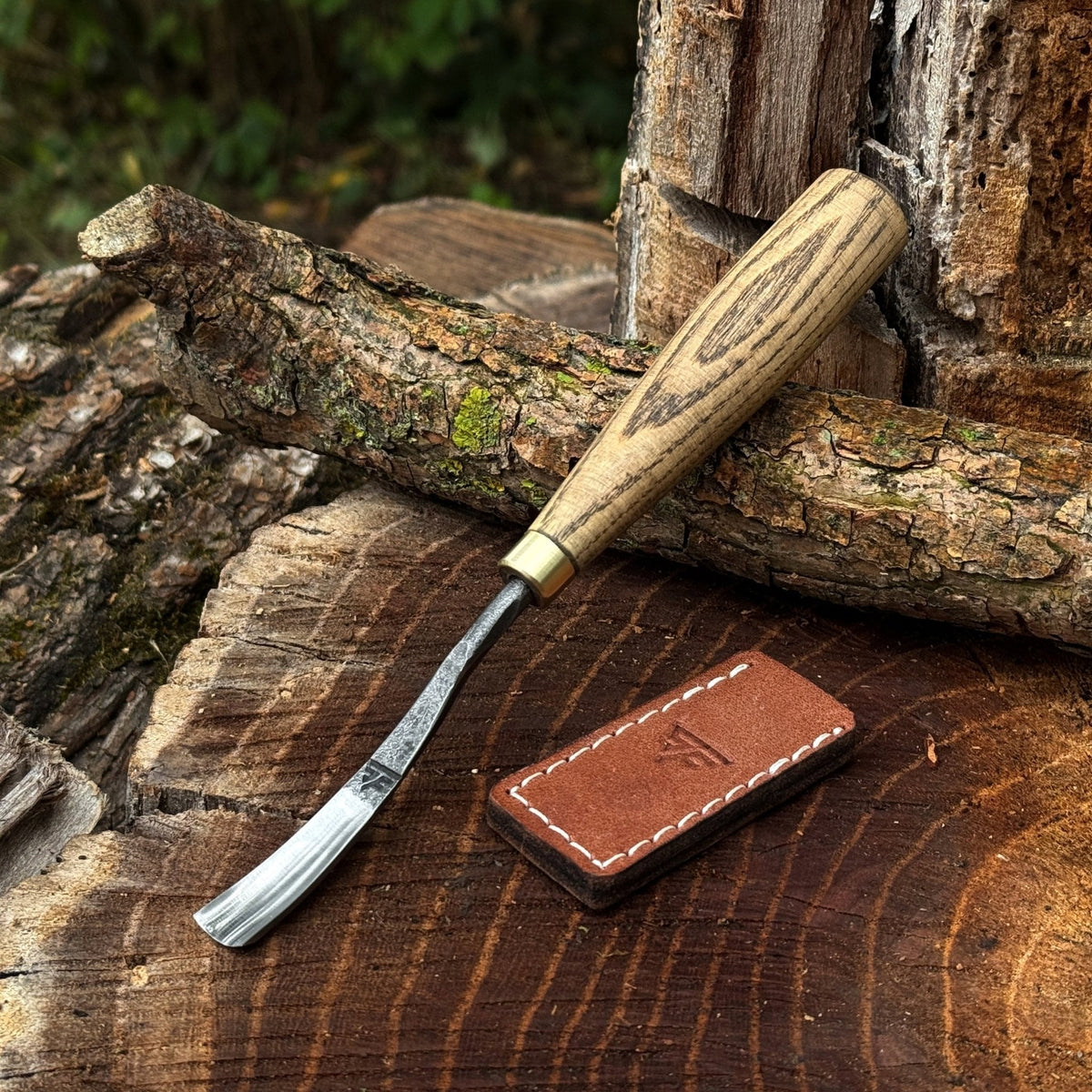 Curved Detail Carving Gouge – 12 mm / 0.47 in