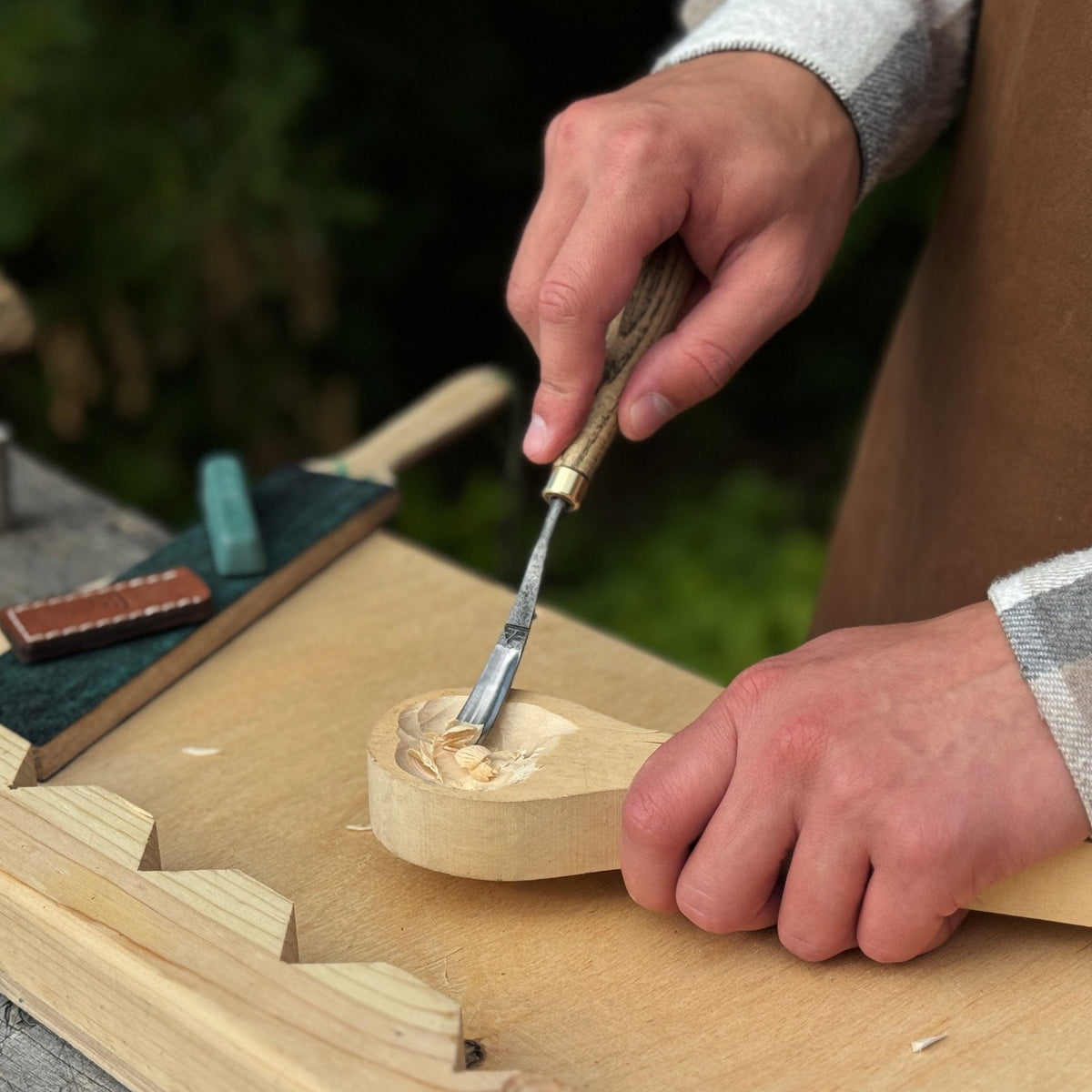 Curved Detail Carving Gouge – 12 mm / 0.47 in