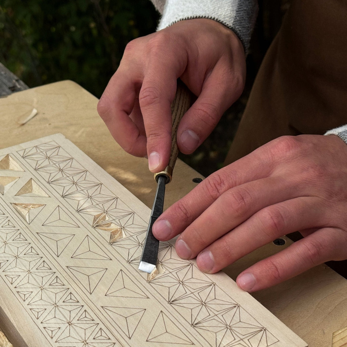 Fine Detail Carving Chisel – 10 mm (0.39 inches) Blade