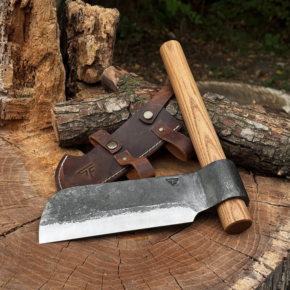 Hand-Forged Small Splitting Froe – Leather Sheath with Handle Holder