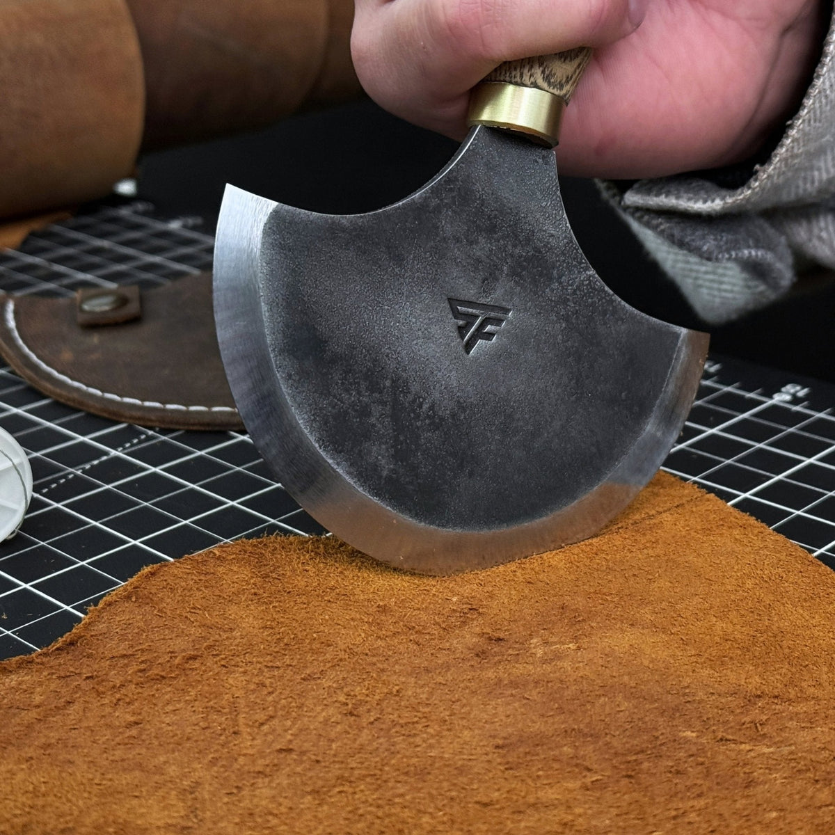Leather Round (Half Moon) Knife, 10.5 cm (4.1 inches)