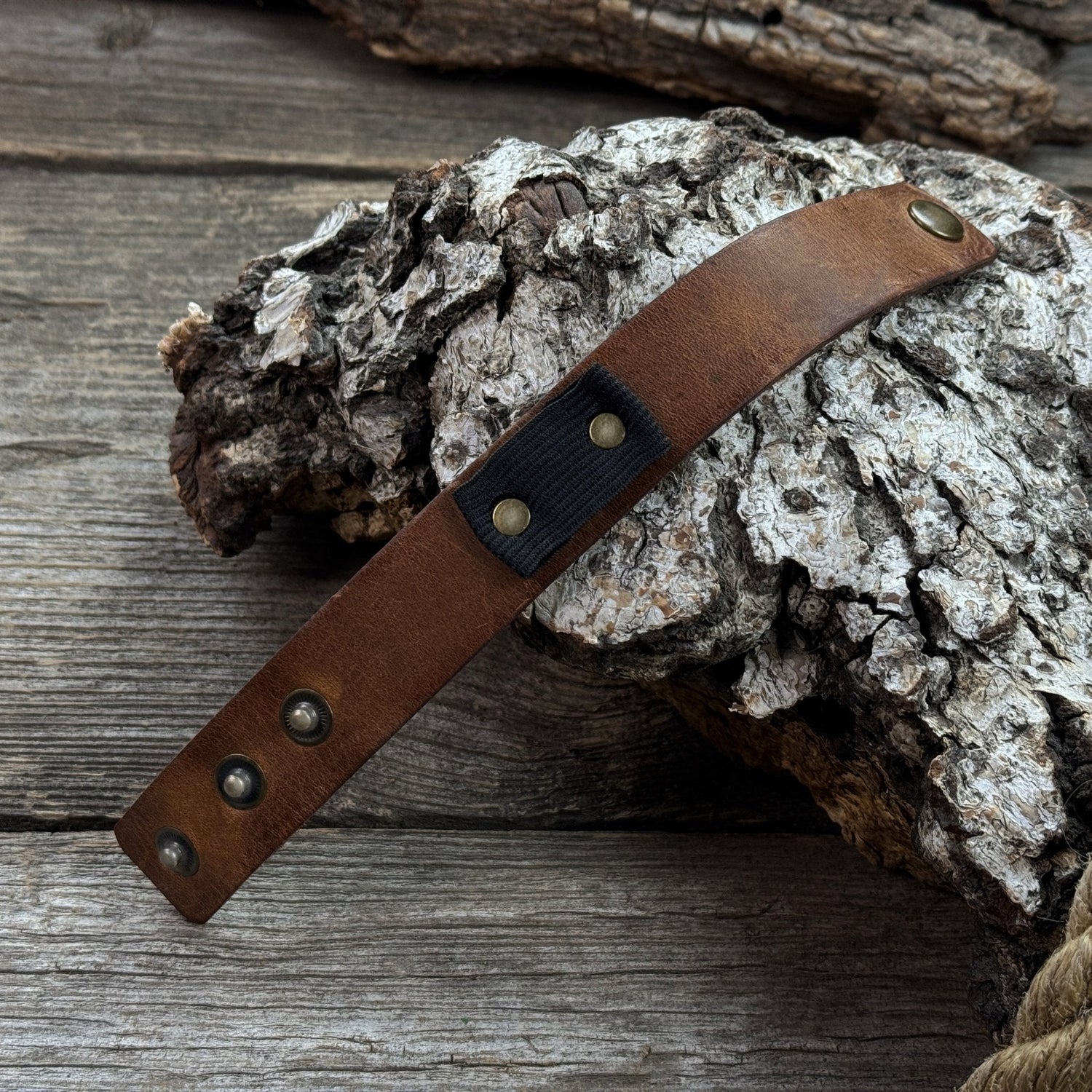Leather Wrist Pencil Mount – 23.5 cm (9.25 inches)