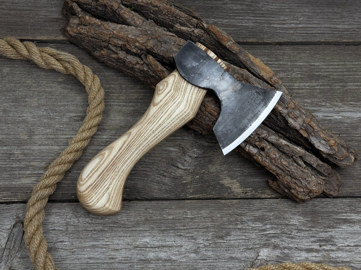 Small Carving Axe with Belt Loop, 0.47 kg (1 lb)