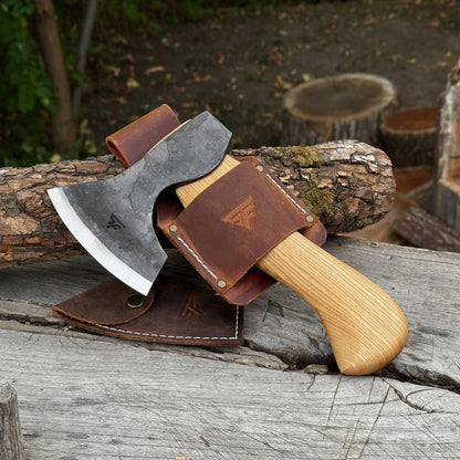 Small Carving Axe with Belt Loop, 0.47 kg (1 lb)