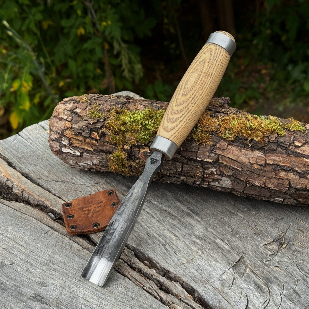 Straight Gouge (Rounded Chisel), 10 - 45 mm (0.4 - 1.8 inches)